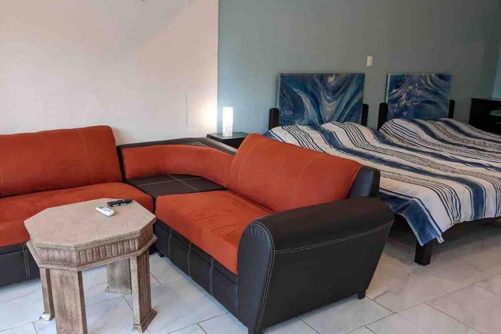 Cancun Oceanfront, Entire Apartment Экстерьер фото