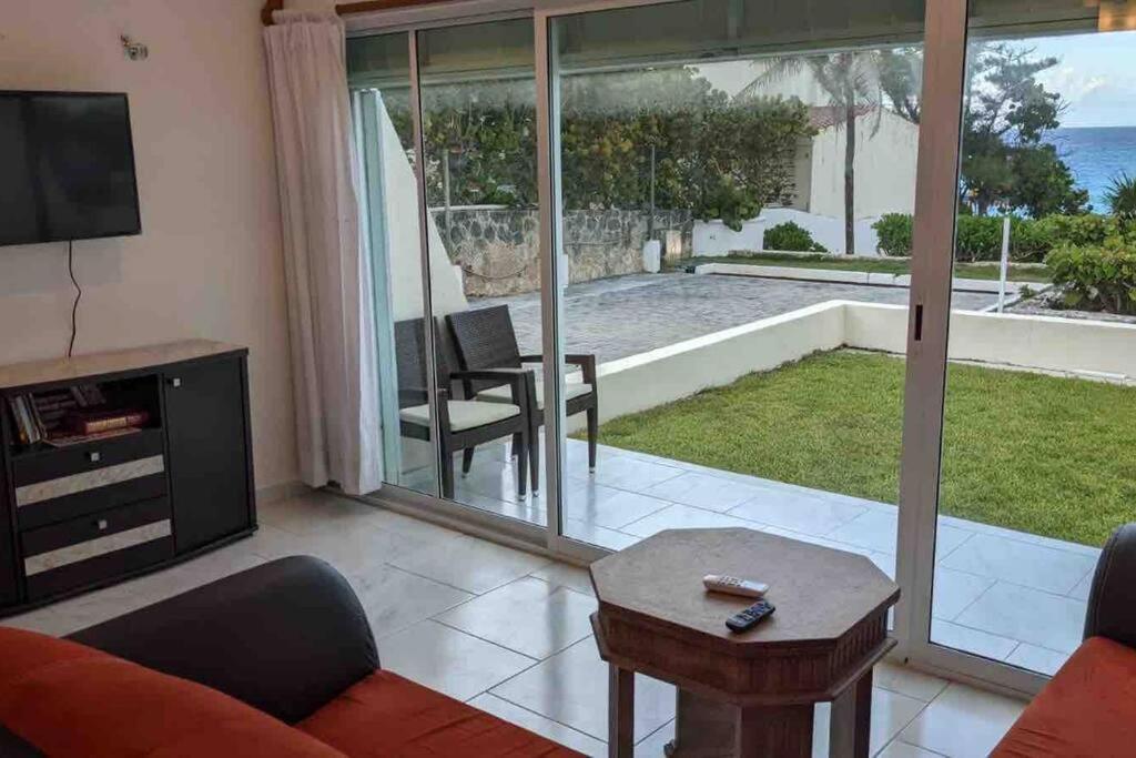 Cancun Oceanfront, Entire Apartment Экстерьер фото