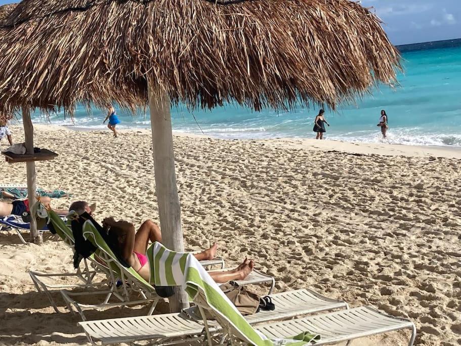 Cancun Oceanfront, Entire Apartment Экстерьер фото