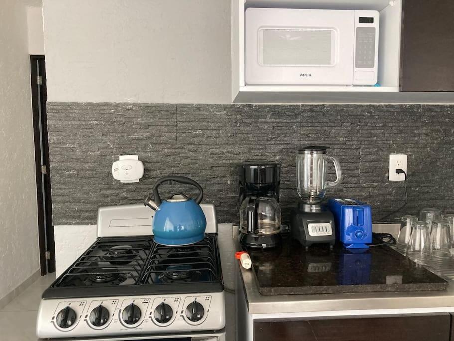Cancun Oceanfront, Entire Apartment Экстерьер фото