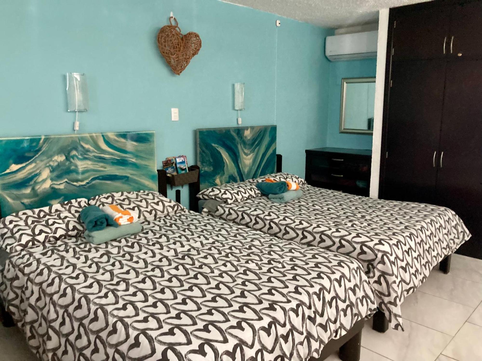 Cancun Oceanfront, Entire Apartment Экстерьер фото